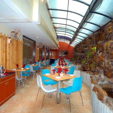 Hotel Aj International Bengalúr Restaurace fotografie