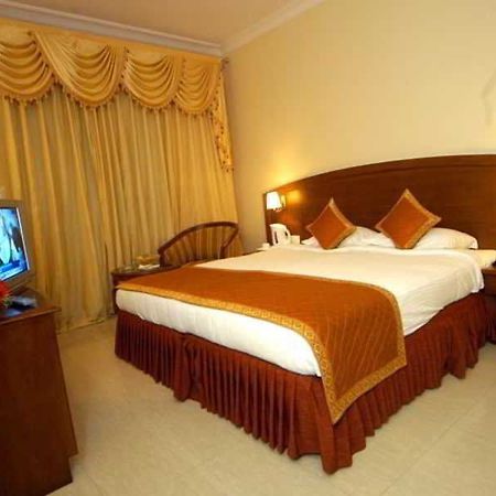Hotel Aj International Bengalúr Pokoj fotografie